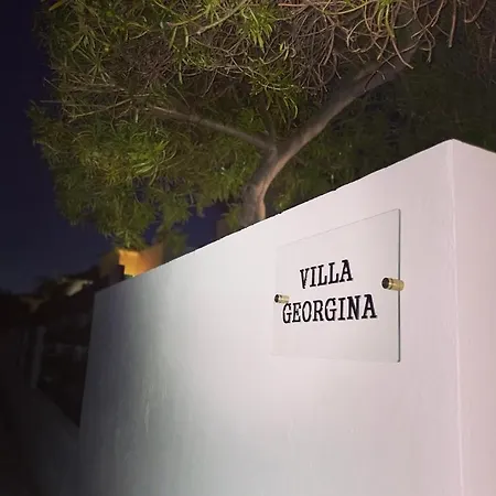 Georgina & Marianda Дом отдыха Корал-Бэй