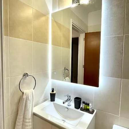 Дом отдыха Georgina & Marianda *