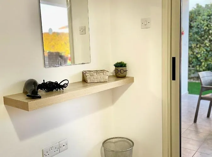 Georgina & Marianda *