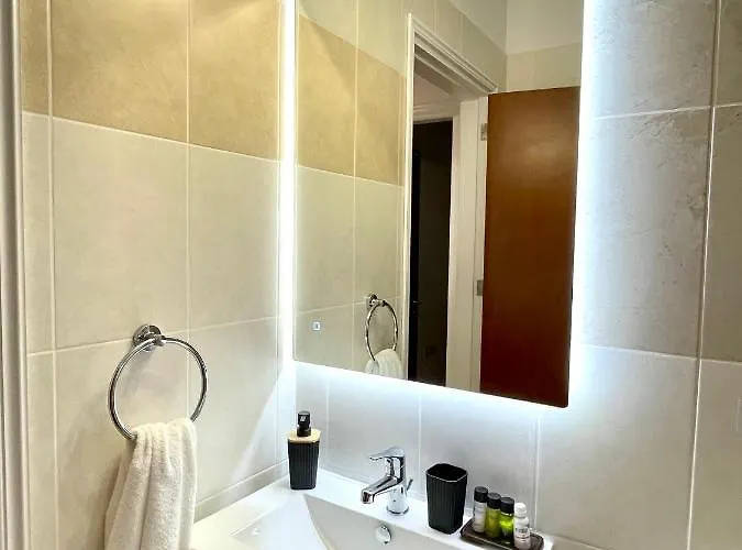 Hébergement de vacances Georgina & Marianda *